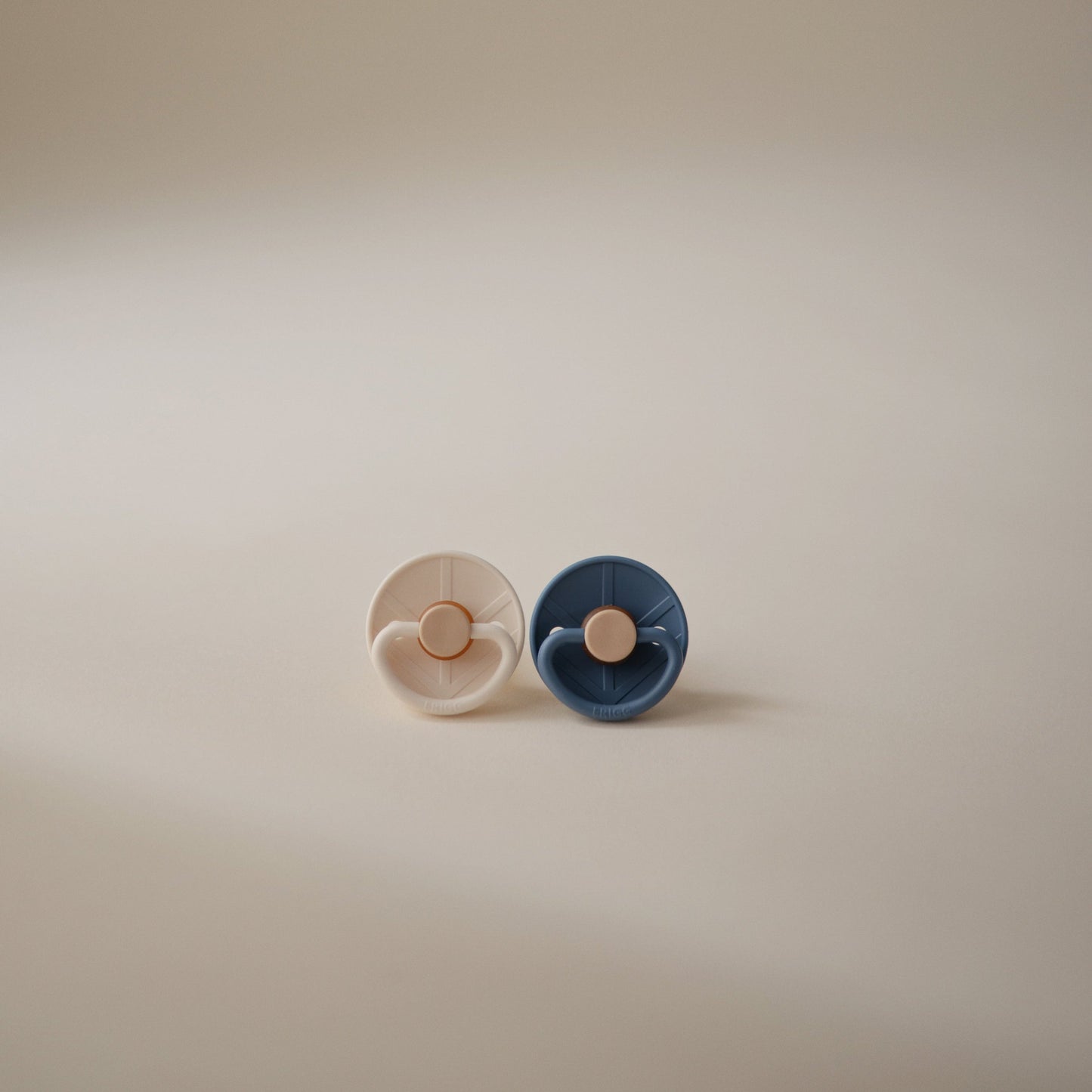 FRIGG Little Viking Natural Rubber Pacifier 2-Pack