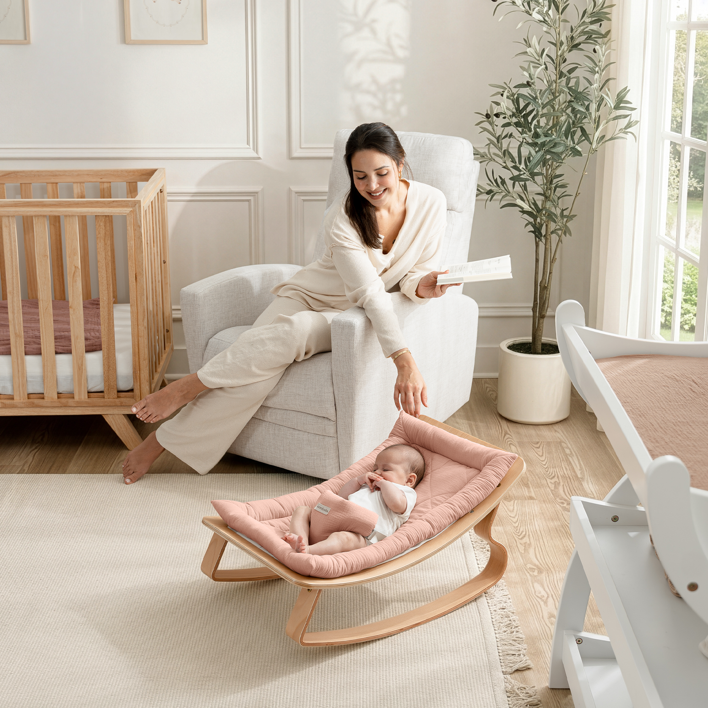 Baby Rocker for Ages 0-24 Months in Blush