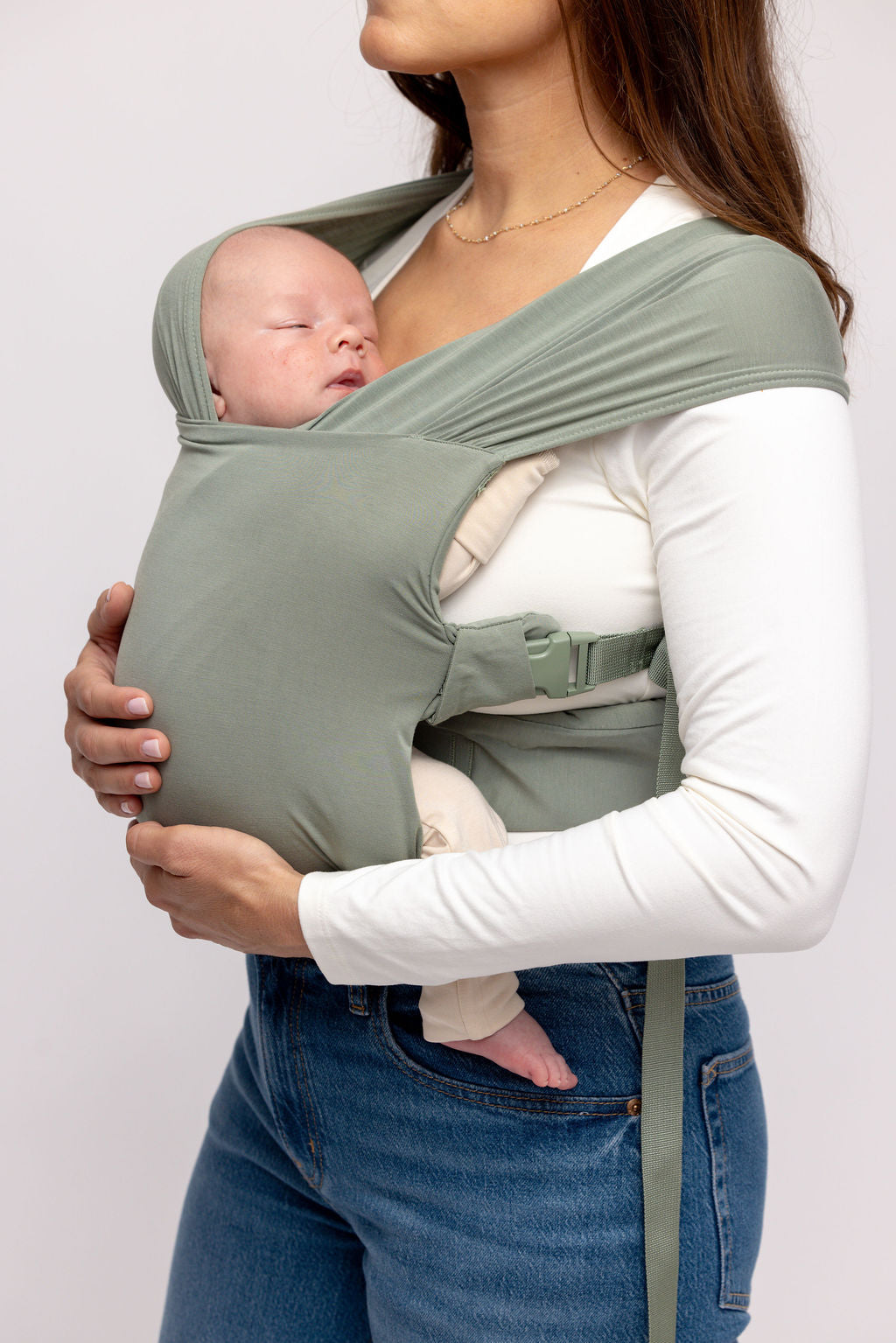 WildBird Aerial Newborn Buckle Wrap newborn positioning M-position hip healthy