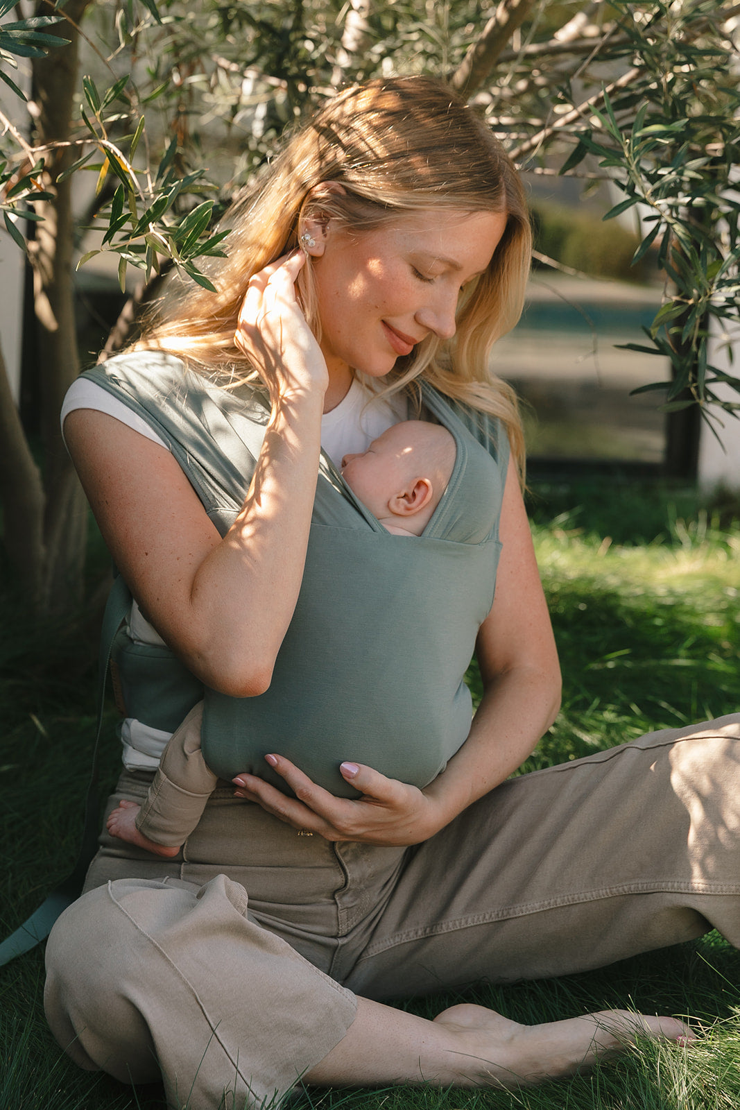 WildBird Aerial Newborn Buckle Wrap outdoor lifestyle babywearing newborn