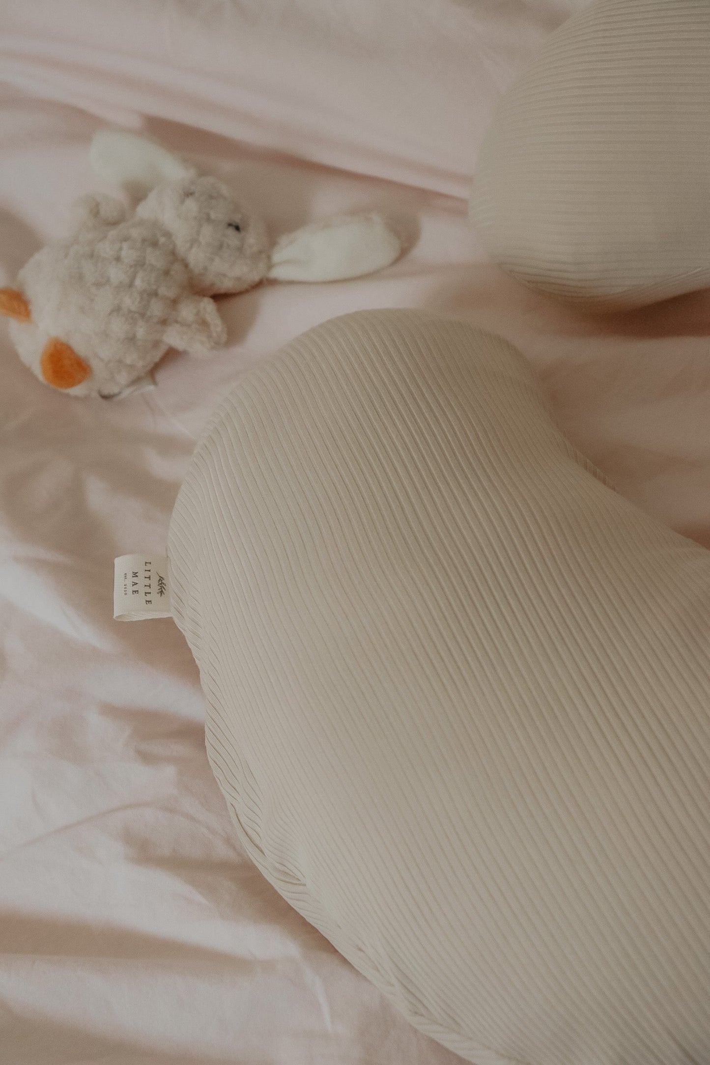 Oat Ribbed Nursing Pillow Cover